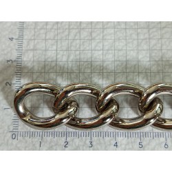 ŁAŃCUCHC ALUMINIOWY 28X20MM